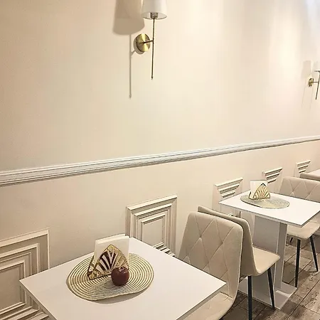 Concept Naples- Moderne Con Balcone Vicino Al Centro Couette-café 3*
