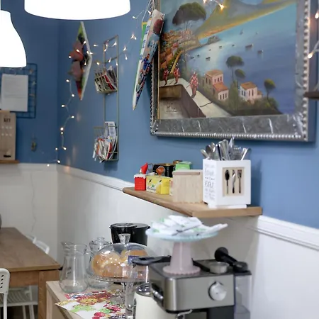 Bed & Breakfast Concept