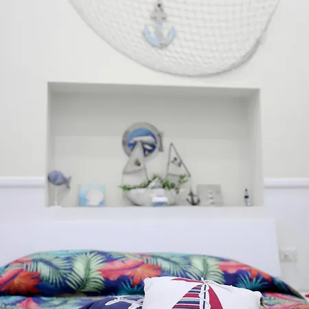 Bed & Breakfast Concept *
