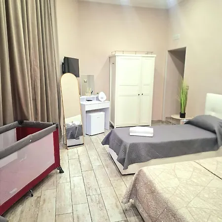 Concept Naples- Moderne Con Balcone Vicino Al Centro فندق مبيت وإفطار نابولي