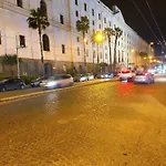 Concept Naples- Moderne Con Balcone Vicino Al Centro