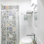 Bed and Breakfast Concept Naples- Moderne Con Balcone Vicino Al Centro Νάπολη
