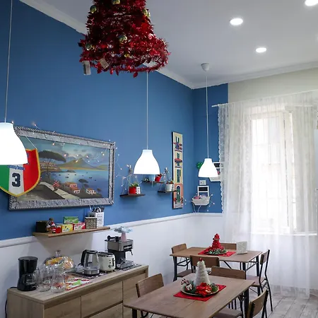 Concept Naples- Moderne Con Balcone Vicino Al Centro Отель типа 