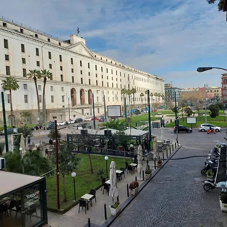 Concept Naples- Moderne Con Balcone Vicino Al Centro