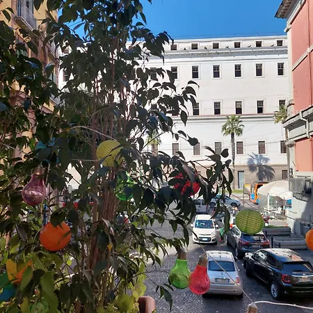 Concept Naples- Moderne Con Balcone Vicino Al Centro